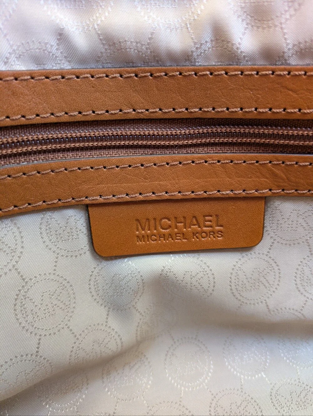Michael Kors Hamilton Monogram Satchel - White/Tan - Super Clean